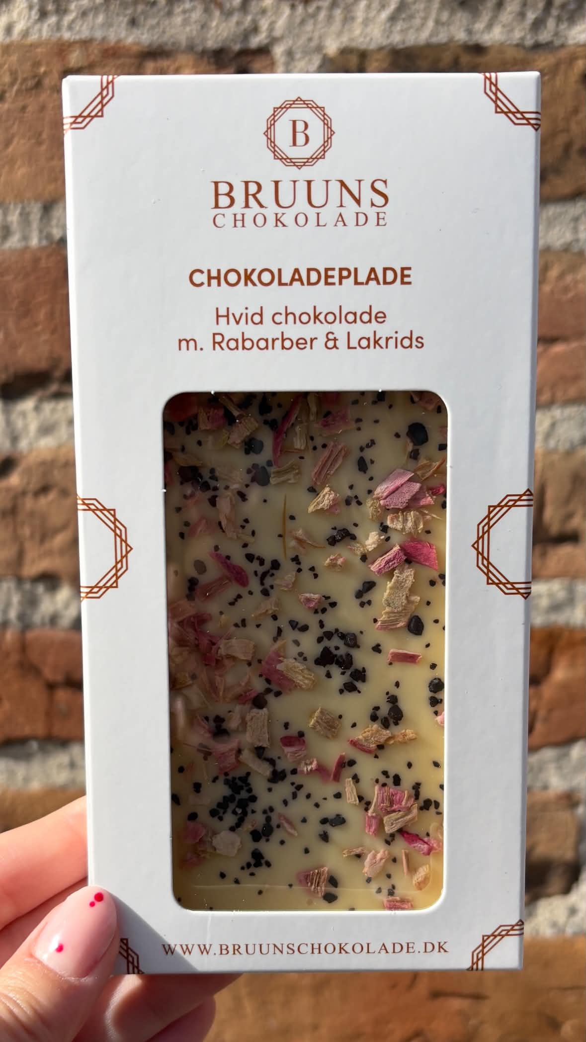 Chokoladeplade m. Rabarber og lakrids